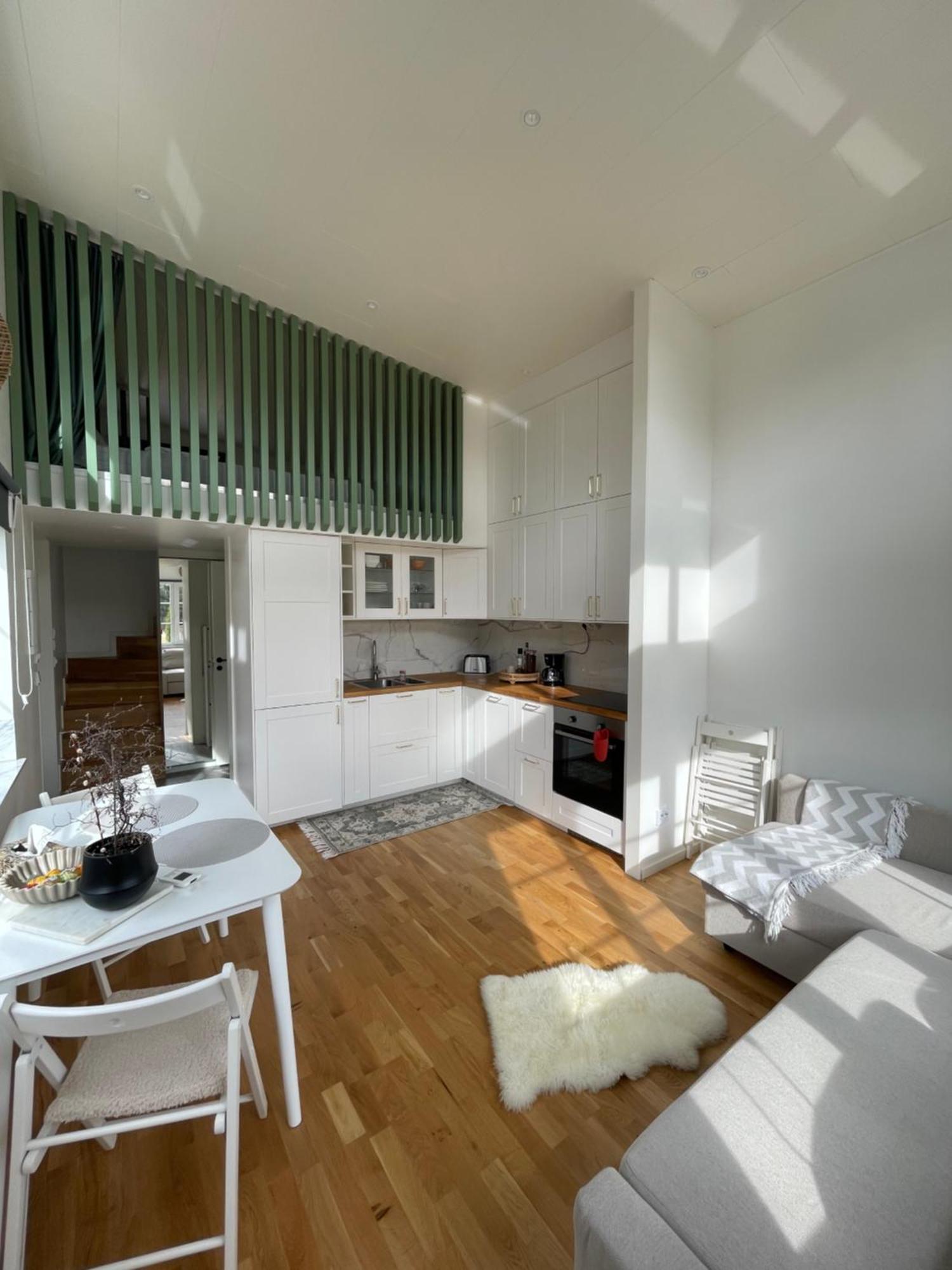 Ett Nytt Fraesch Hus Utanfoer Stockholm Naera Arlanda Villa Rosersberg Kültér fotó